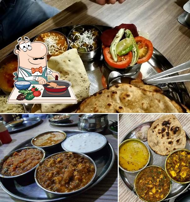 Chicken curry at Gyan Vaishnav