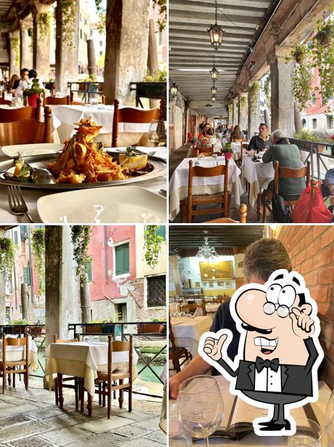 Siediti a un tavolo di Ristorante Al Vagon