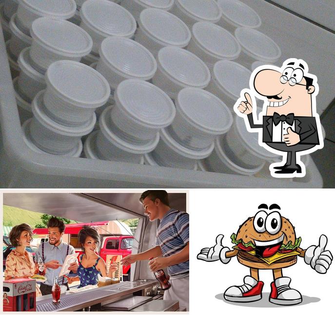 Here's a picture of Gilda Lanches