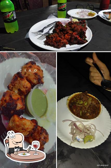 Food at Hang Out