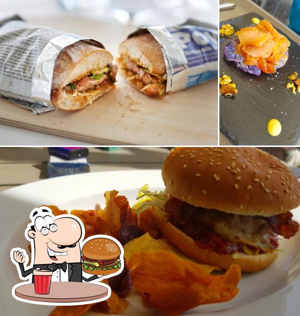 Prenditi un hamburger a Hotel Boldern AG