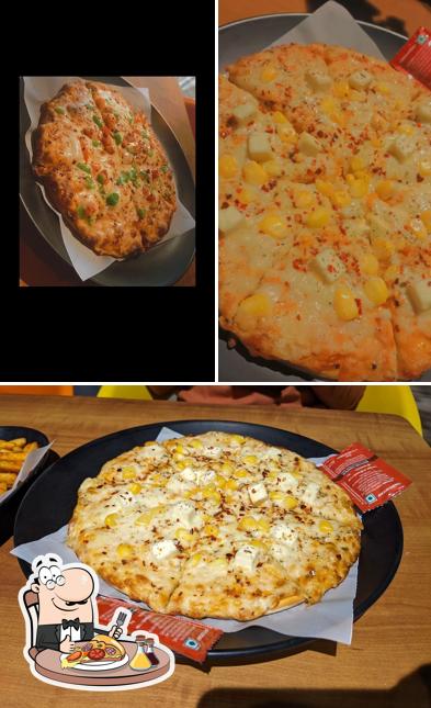 Order pizza at Route 93 cafe
