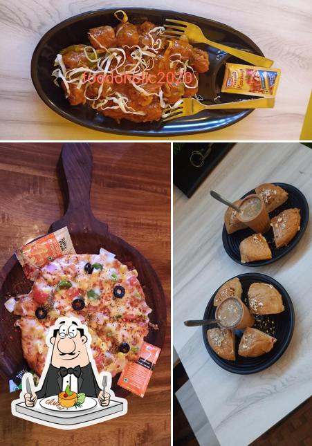 Meals at 9 Tea's Cafe