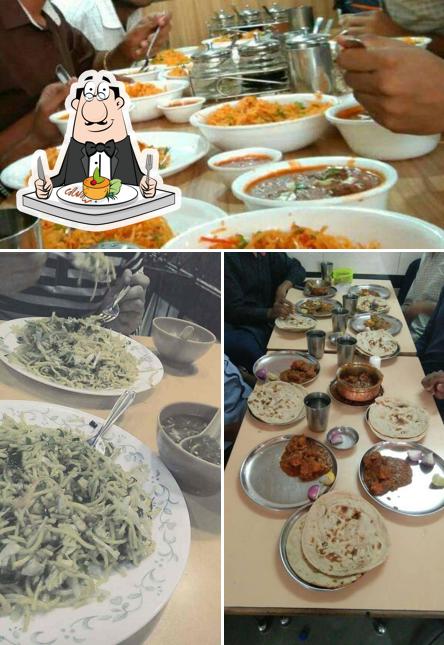 Food at China Town