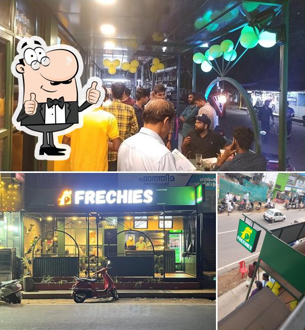 See this pic of Frechies Cafe