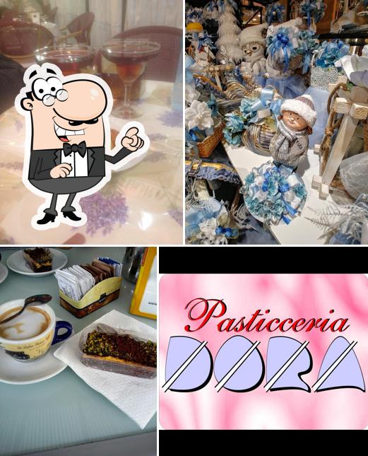 Siediti a un tavolo di Pasticceria Dora