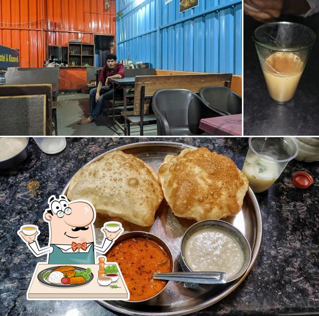 Among various things one can find food and interior at Sri Veerbhadreshwar Tiffin Center