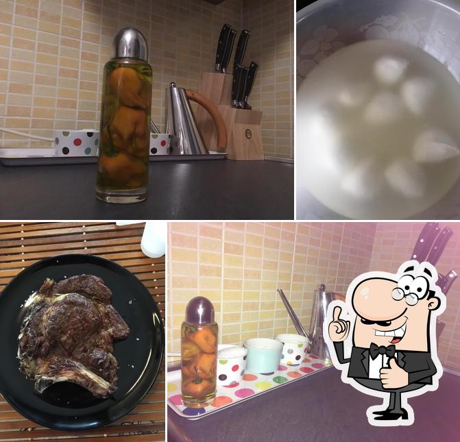 Vedi questa foto di Valentina in cucina