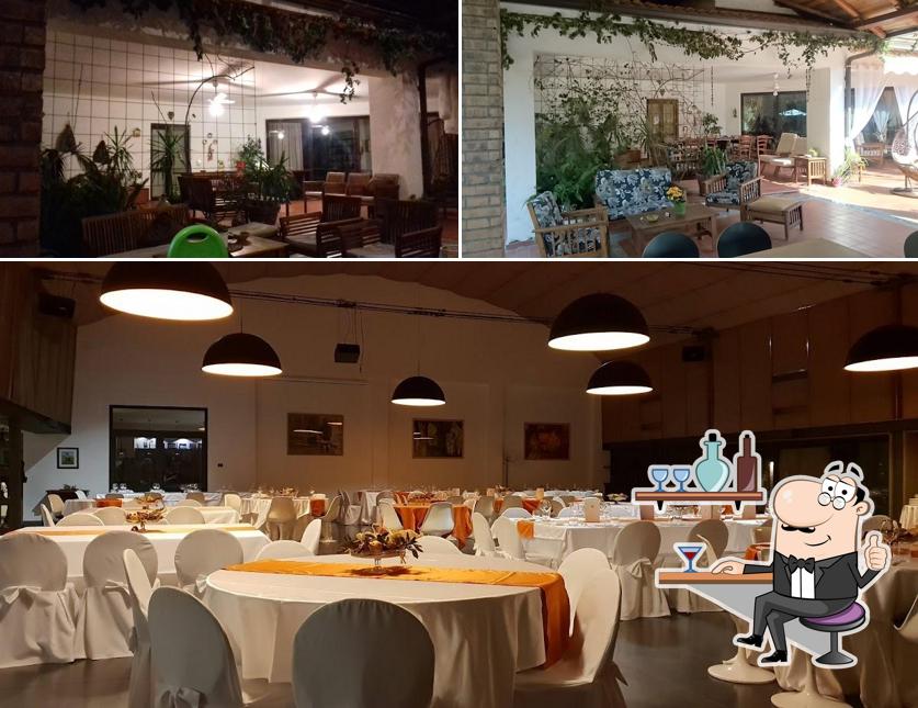 Siediti a un tavolo di Agriturismo Costantino