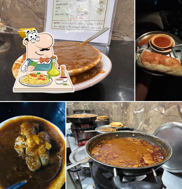 Food at Baban Paya Pav Center