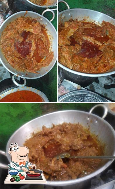 Chicken curry at Bismillah Hotel