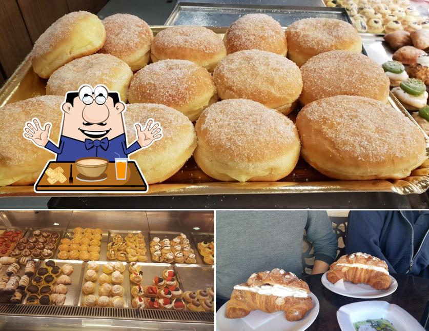 Platti al Caffetteria Pasticceria L'Isola delle Tentazioni 2