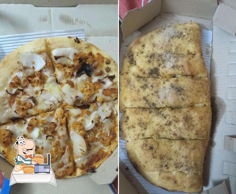 Garlic bread at Domino's Pizza Kancheepuram, Chennai