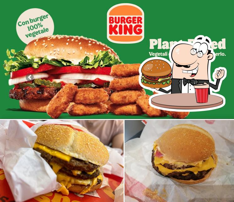 Ordina un hamburger a Burger King