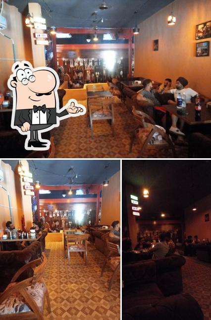 Hollywood Cafe
