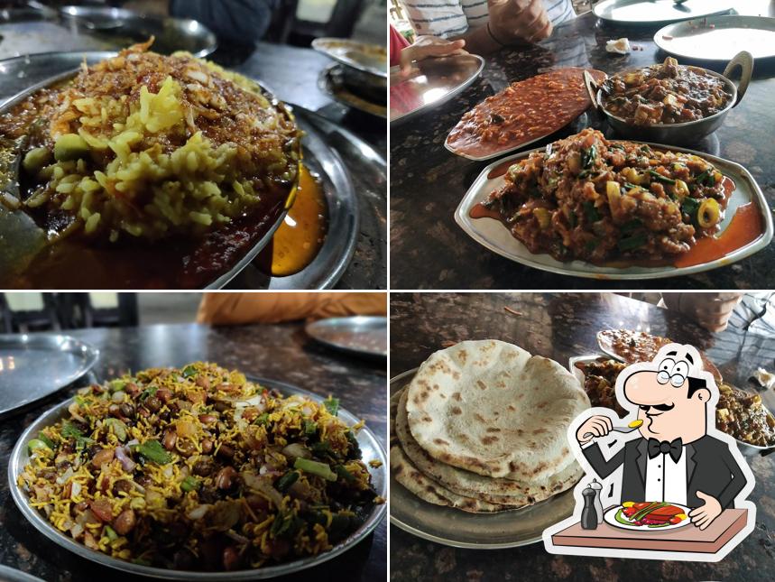 Meals at Hotel Gurukrupa - Kathiyawad Ne Kangare