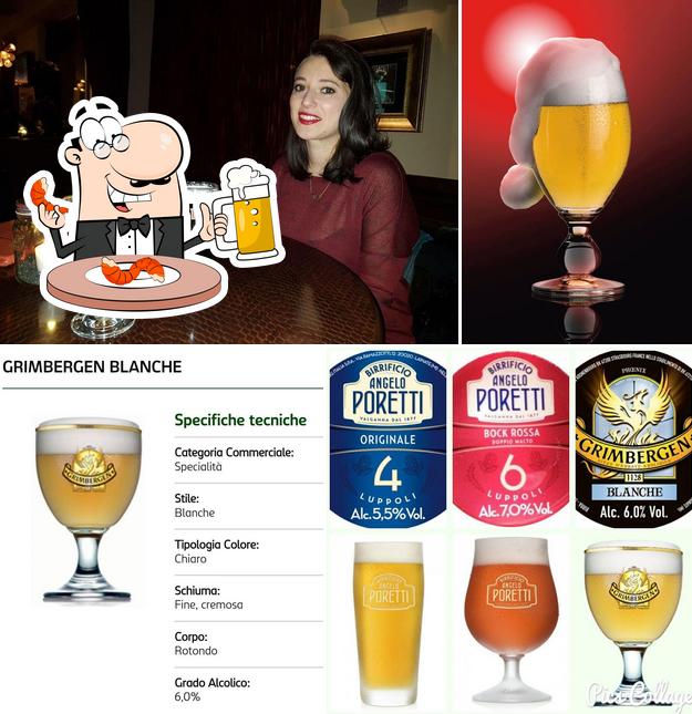 Puoi ordinare un rinfrescante bicchiere di birra chiara o scura