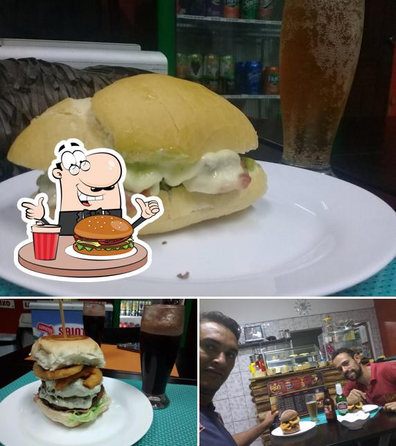 Os hambúrgueres do Giga's Lanches irão satisfazer diferentes gostos