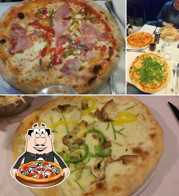 Prova una pizza a Ristorante L'Antico Teatro