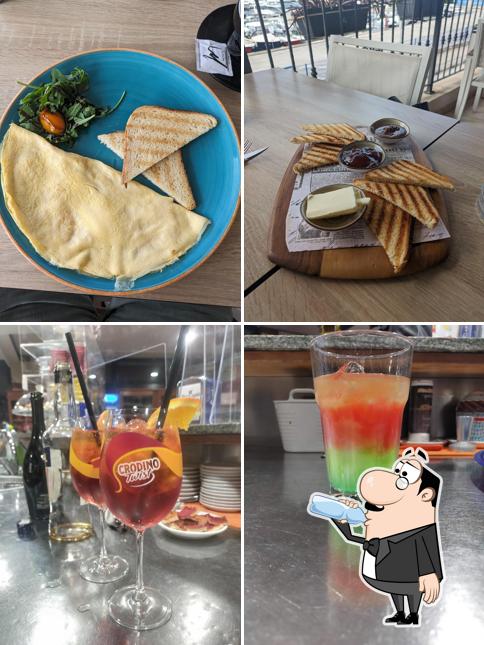 Dai un’occhiata alla foto che mostra la bevanda e cibo di Antico Caffè Zeppa