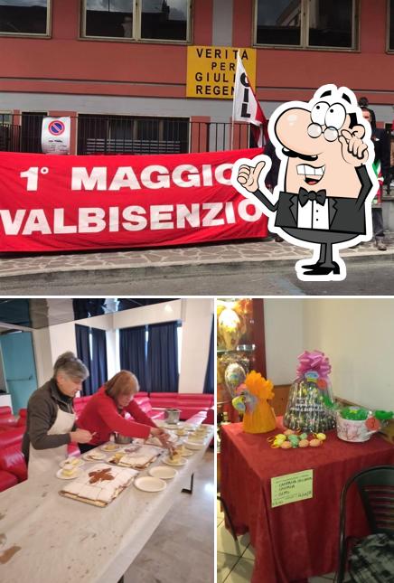 Gli interni di Casa del popolo
