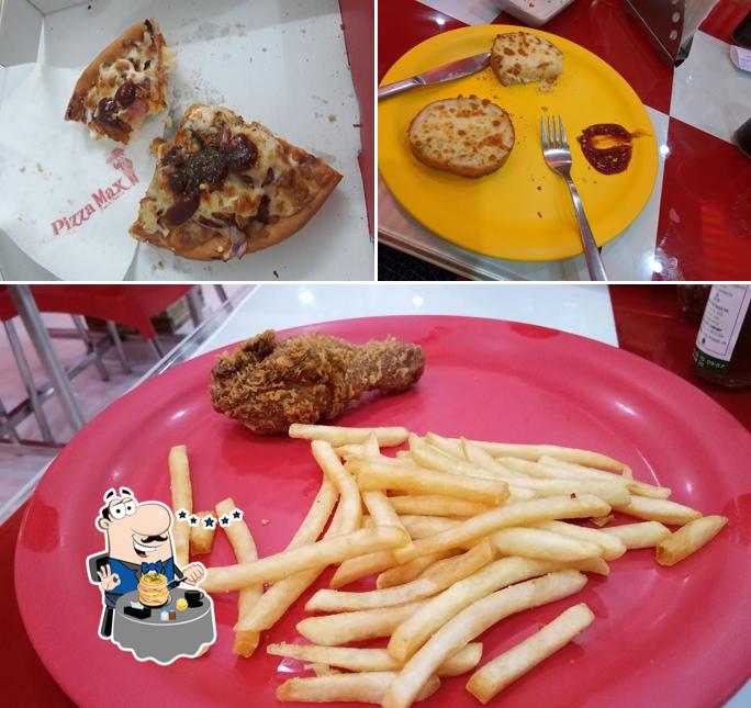 Food at Pizza Max