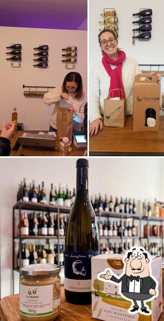 Dai un'occhiata agli interni di VinoTales - storie di gusto