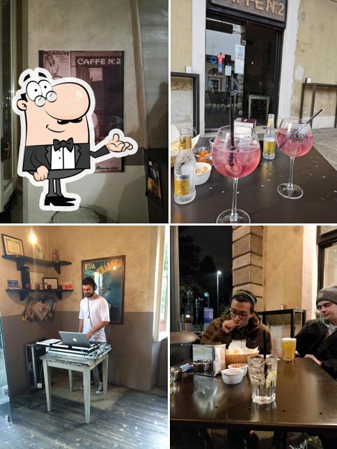 Tra le diverse cose da Caffè n. 2 si possono trovare la interni e tavolo da pranzo