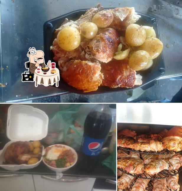 A comida e bebida do restaurante