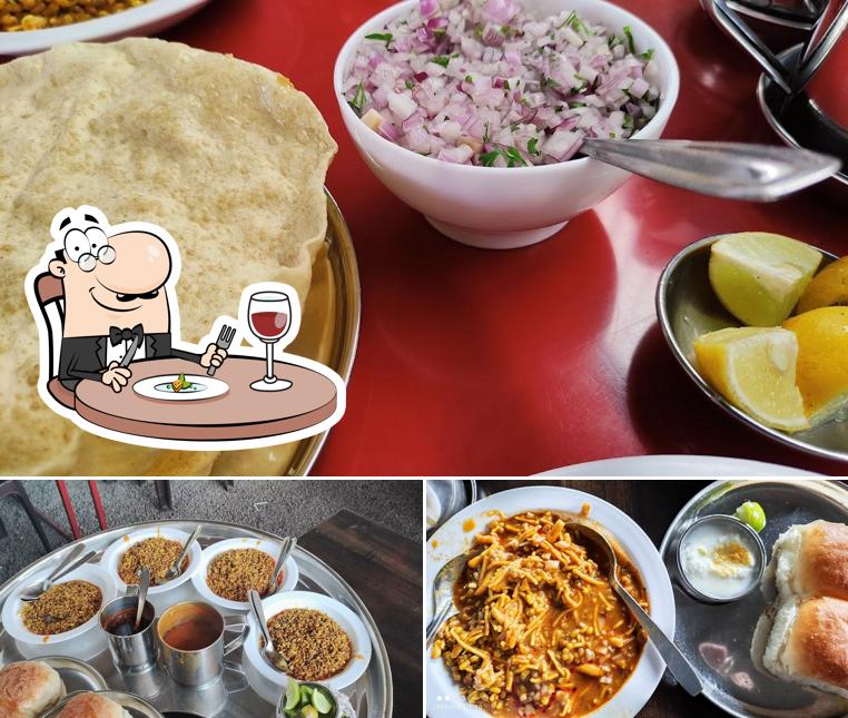 Food at Bhamre Misal
