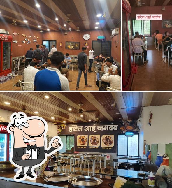 The interior of Hotel Aai Jagdamb(हॉटेल आई जगदंब)