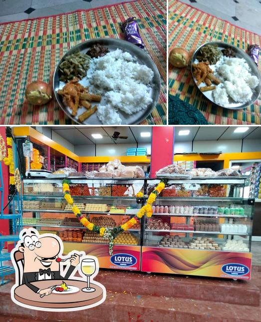 Food at Murugan Sweet Stall and Eatery