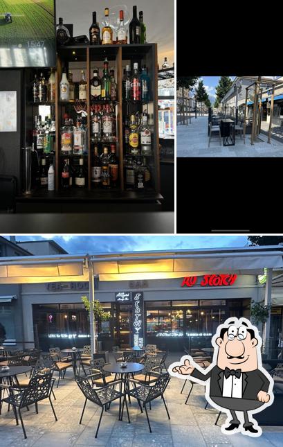 Dai un'occhiata agli interni di Scotch lounge bar
