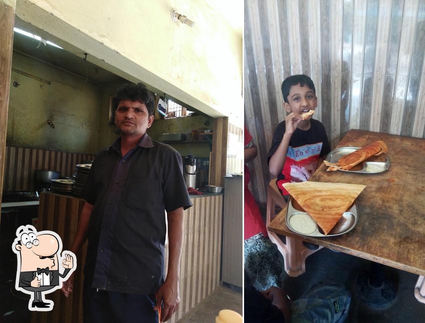 Here's an image of Sri Dhyanapriya Tiffins