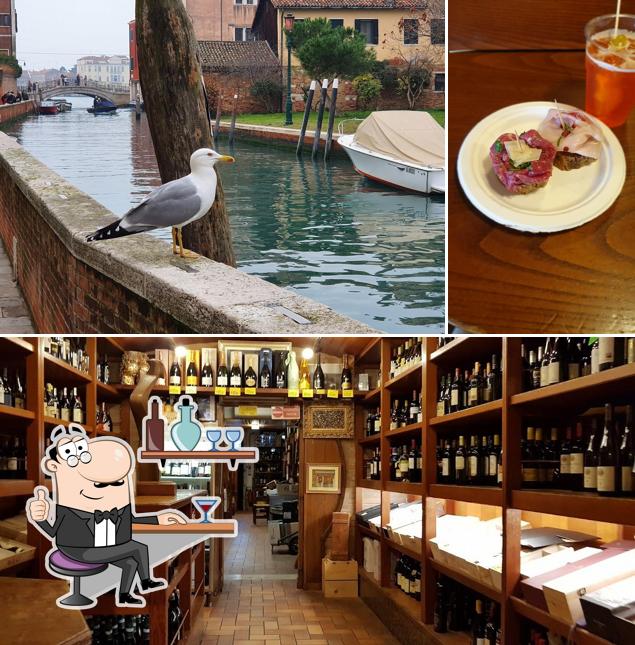Gli interni di Cantina del Vino già Schiavi - Vini al Bottegon