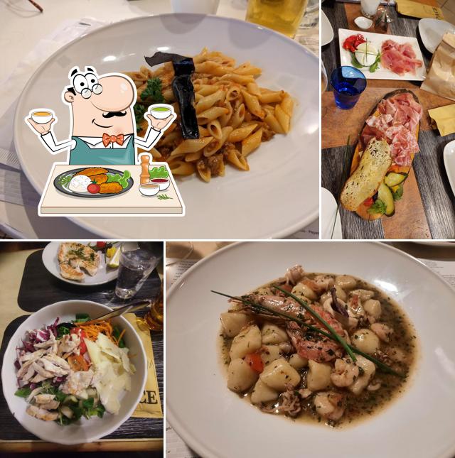 Platti al Pizzeria Ristorante alla Pace
