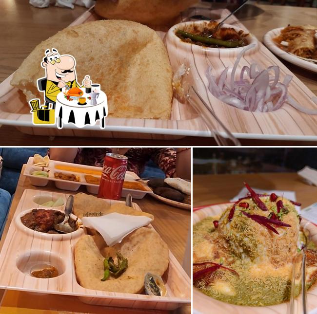 Meals at Bikaner Street