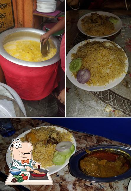 Chicken curry at Haji Kolkata Biryani