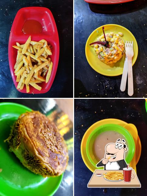 French fries at MOM's RECIPE KITCHEN
