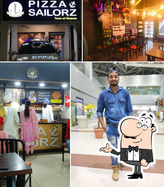 Check out how Pizza Sailorz looks inside