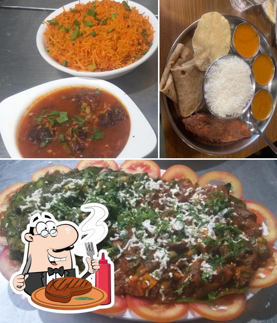 Shri Sai Lunch Home serves meat dishes