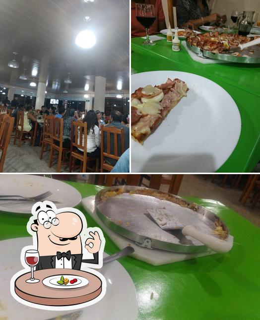 Comida em Pizzaria Supimpas