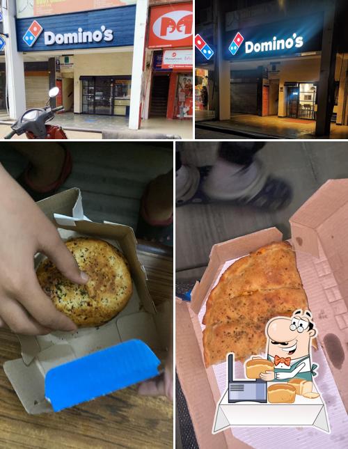 Garlic bread at Domino's Pizza Sector 40C , Chandigarh
