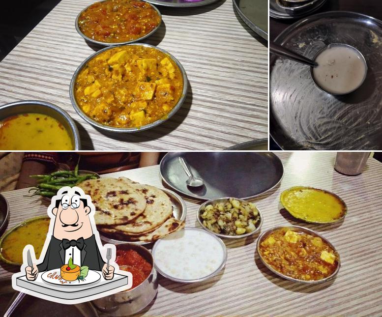 Meals at Gyan Vaishnav