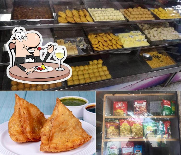 Meals at Maruti sweets