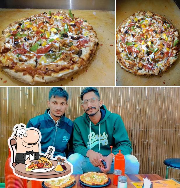 Pick pizza at laziz Pizza franchise Sardarshahar