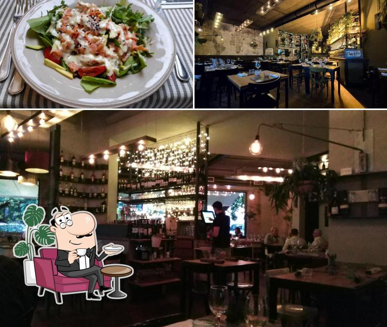 Questa è la foto che raffigura la interni e cibo di Ristorante Mezzo