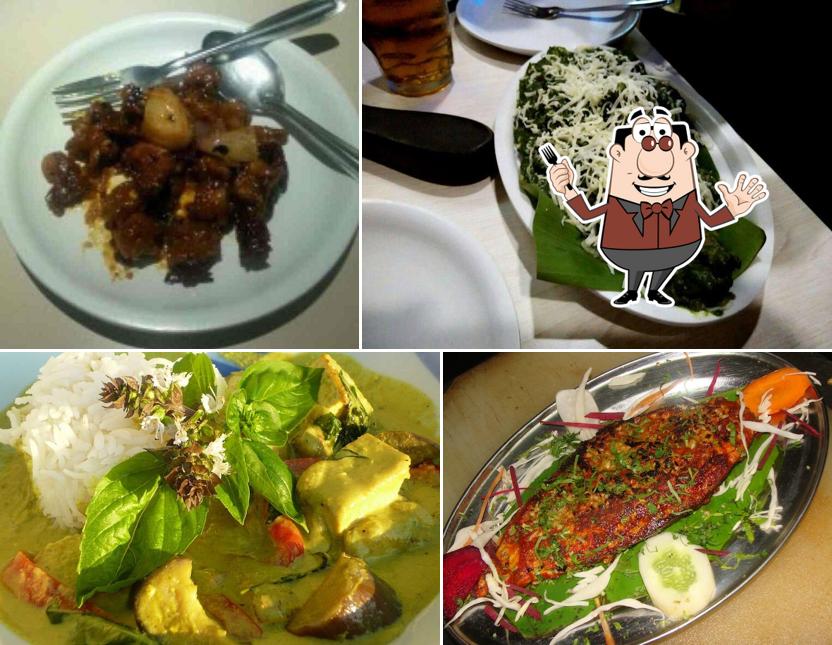 Food at Renault Bar And Restaurant