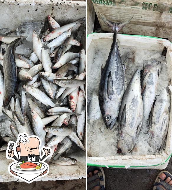 Sulaimani Fish And Chicken Centre offers a number of fish meals