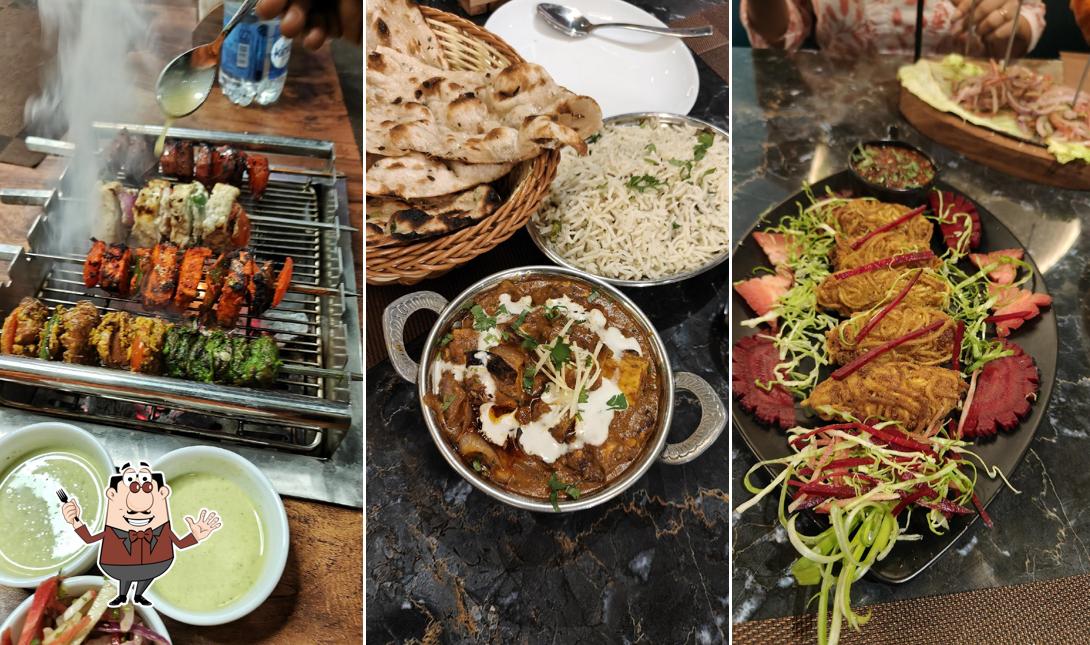 Food at Daawat E Mahal